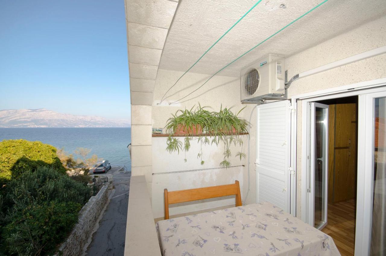 Apartments Banic Postira Exterior photo